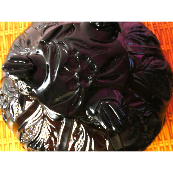 Vintage 1930's Fenton Footed Deep Amethyst Bowl - Fluoresces - Picture 4 of 4